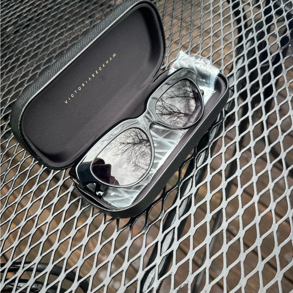 Victoria Beckham Black Sunglasses VB 602S